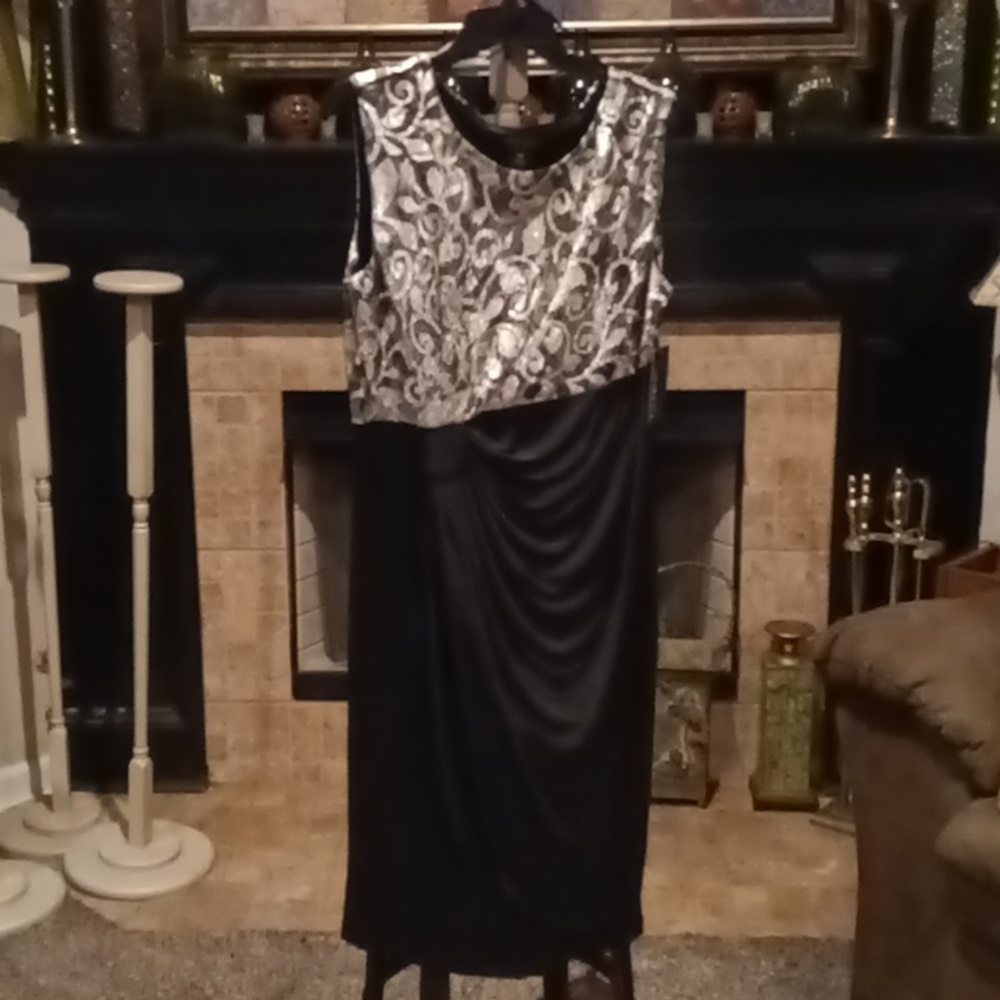 NWT ENFOCUS gold/black metallic foliage print dress w pleated front Size 14W
